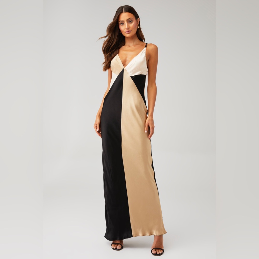 SHONA JOY
SOFIA‎ CONTRAST DOUBLE STRAP MAXI DRESS 8